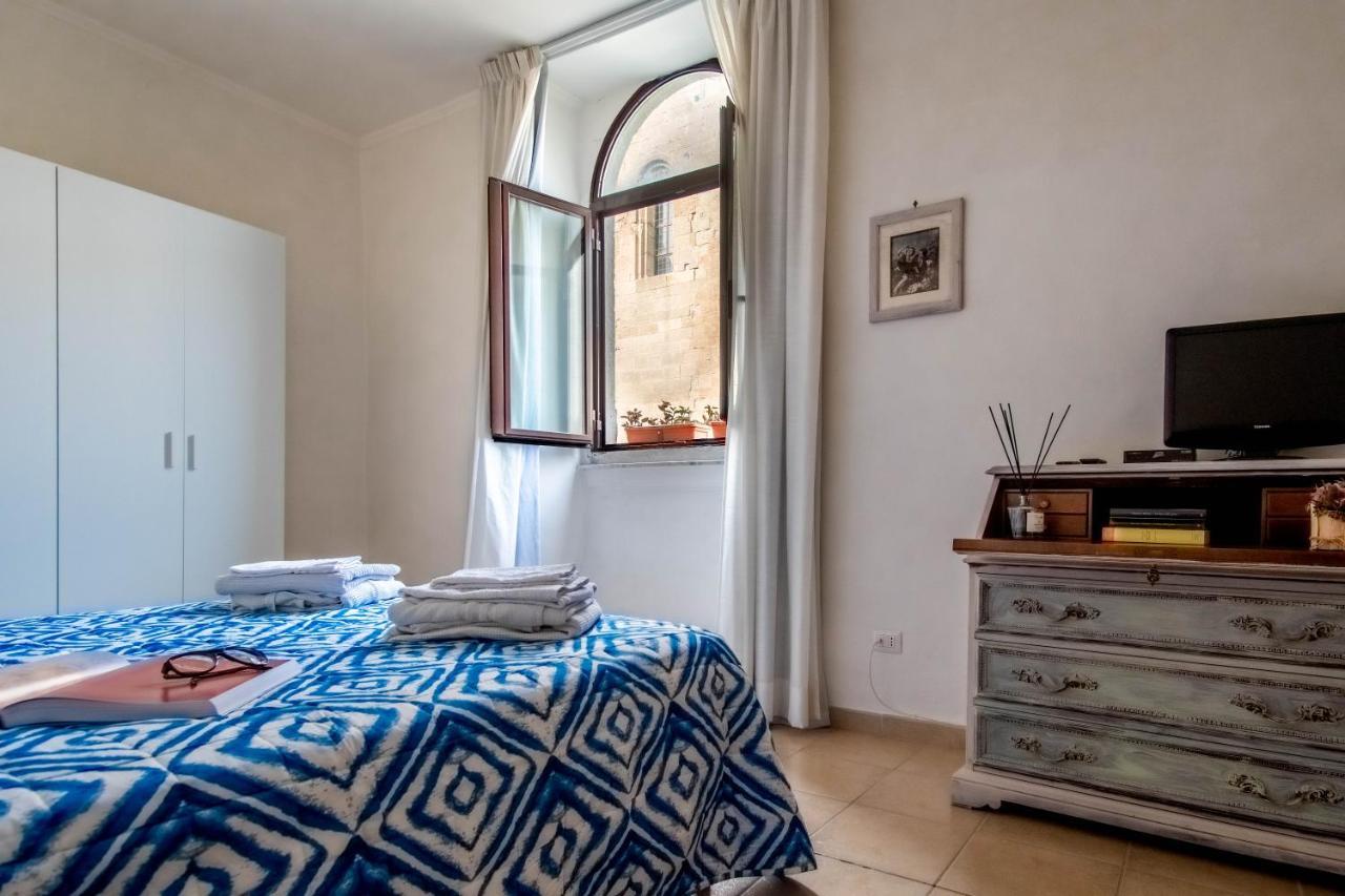Appartamento Piazza Santa Maria Nuova Витербо Экстерьер фото