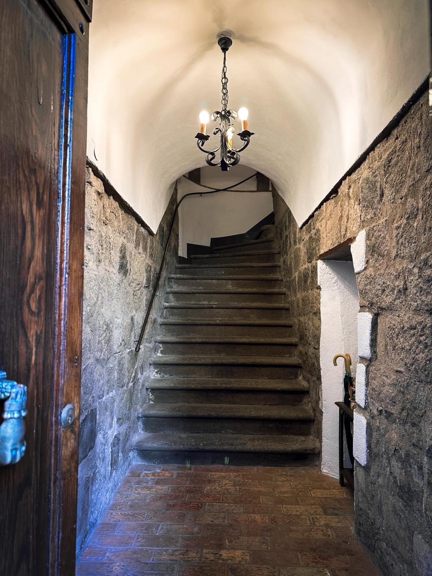Appartamento Piazza Santa Maria Nuova Витербо Экстерьер фото